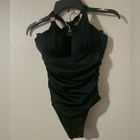 NEW Victoria's Secret Marita Forever Sexy Push-Up 1pc Ruched Swimsuit Halter S - Picture 5 of 5
